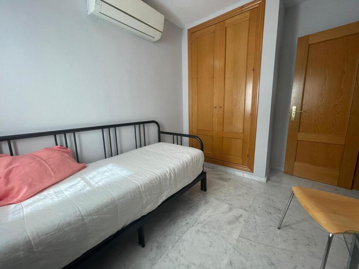 Calu Homes Duplex Cerca Playa De Huelin Málaga Kültér fotó