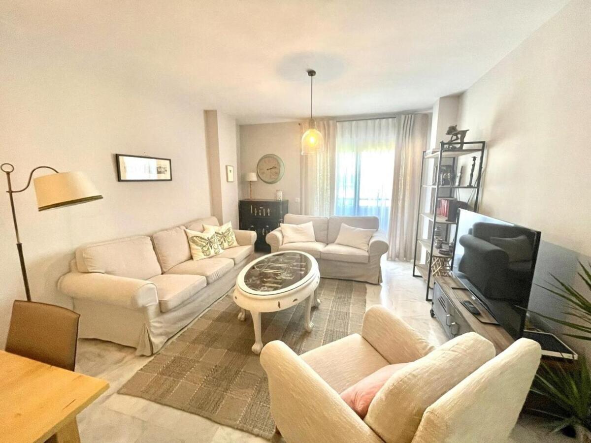 Calu Homes Duplex Cerca Playa De Huelin Málaga Kültér fotó