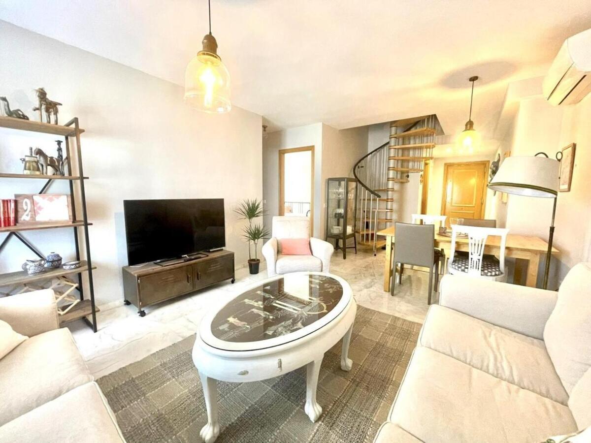 Calu Homes Duplex Cerca Playa De Huelin Málaga Kültér fotó
